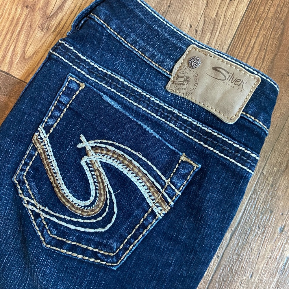 Silver jeans, brand new without tags